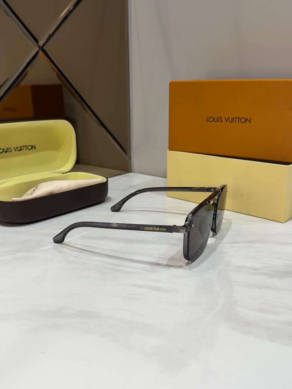 loui s vuitton 0100 brown loui s vuitton 0100 brown